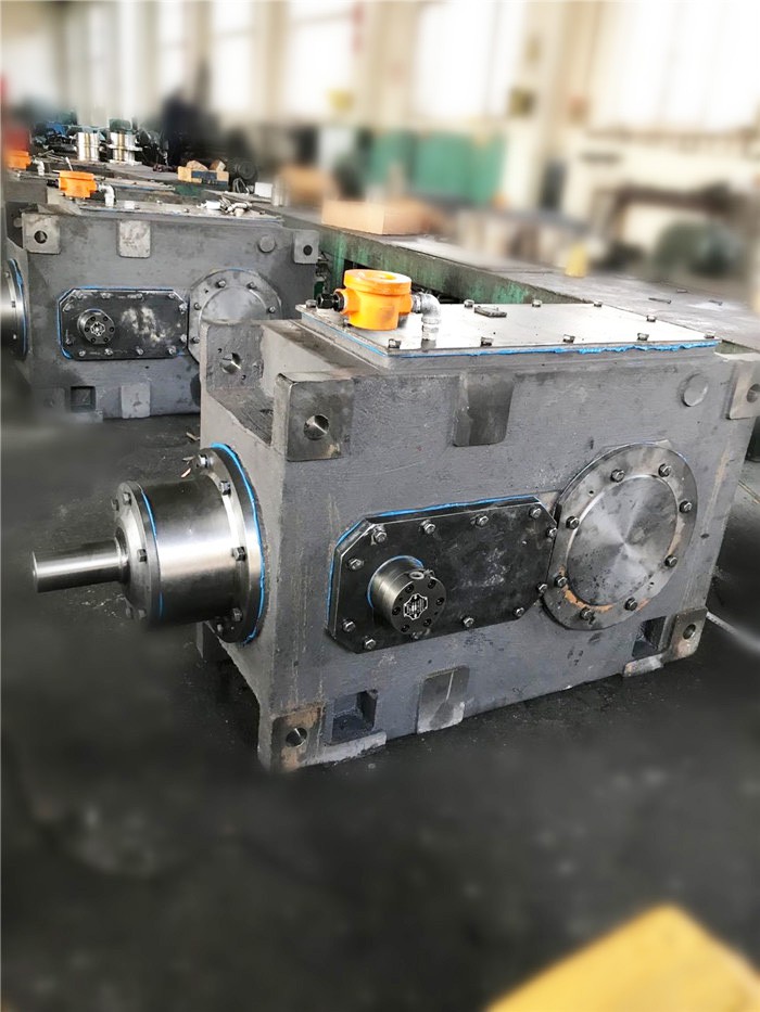 圓盤(pán)給料機(jī)減速機(jī)